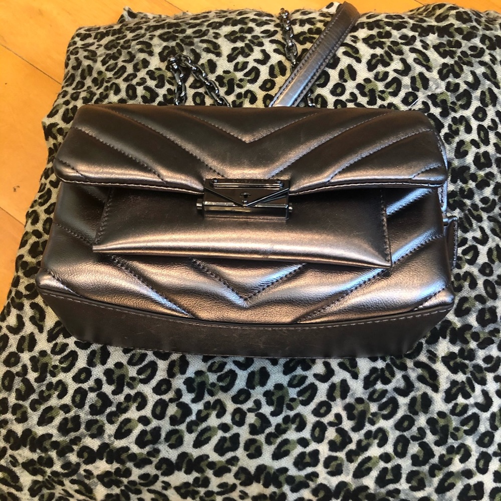 🗣SALE💥Michael Kors quiltedleather shoulder bag🌸